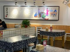 大堂-八两八金·莱芜特色炒鸡(市南漳浦路店)