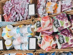 -来伊份(仙霞路二店)