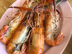 -J Daeng Seafood