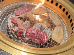 -山川小町·极番烧肉(新地假日广场店)