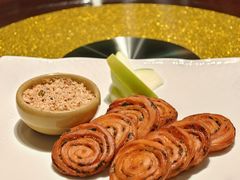 鸭肝酱伴葱油饼-杭州西子湖四季酒店·金沙厅