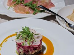 牛肉塔塔配牛油果黑橄榄酱-Solo(衡山路店)