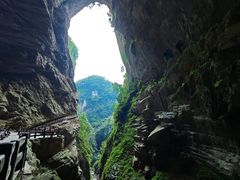 -龙水峡地缝景区