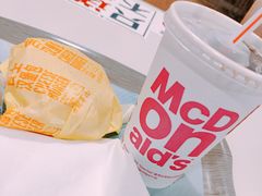 中杯可乐-麦当劳(世界城广场店)
