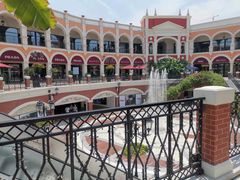 -佛罗伦萨小镇广佛名品奥特莱斯(疏港路店)