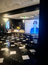 -鼎极摄影(世纪金源店)