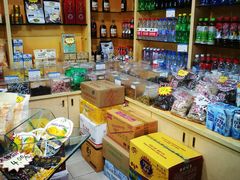 零售区-新长发栗子食品有限公司(威海路店)