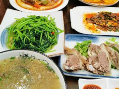 -三江源美食城