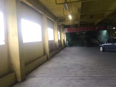 -欧尚超市苏州店停车场(金鸡湖路店)