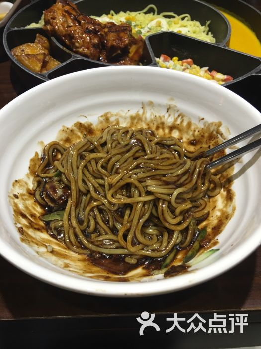 火炉火分米鸡(枫蓝国际店)炸酱面图片 第2001张
