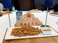 -白鹿苑蒙餐(鄂温克宾馆店)