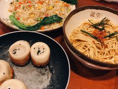 土猪鲜肉生煎包-龍堂蟹黄小笼包(万家丽店)