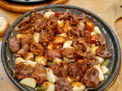 鸡心-老东镇啤酒屋海鲜加工·蒸汽海鲜·海鲜烧烤(台东店)