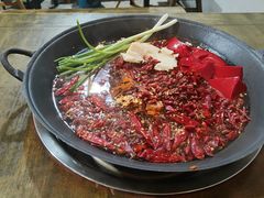 -黄潇洒老火锅(九眼桥宏济巷店)