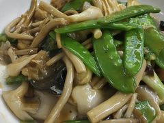 罗汉斋-文记壹心鸡(宝华路店)