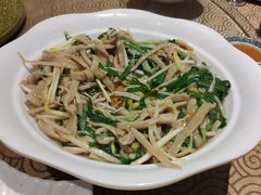 -鹰龙海畔度假酒店(咸祥店)
