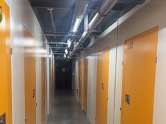 -安东易迷你自助仓储寄存仓库(顾戴路店)
