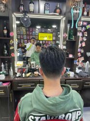 点击看大图 -Barber潮先生男士理发店