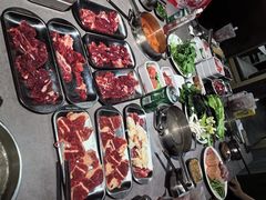 -张哞哞·鲜切牛肉自助火锅(高德置地店)
