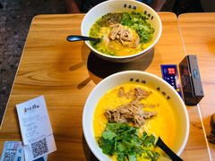 经典酸辣汤雪花肥牛面-和府捞面(壹方天地店)