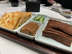 烙饼卷带鱼-北平楼·烤鸭·北京菜(牡丹园店)
