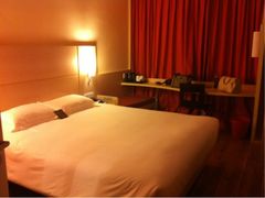 iphone_upload_pic-宜必思香港中上环酒店