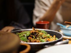 擂辣椒烧手撕鸡-吃饭皇帝大土家民族菜(正大广场店)