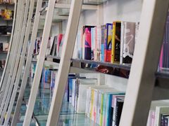 -钟书阁(松江泰晤士小镇店)