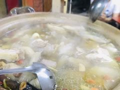 -威邵鸡煲(西华路总店)