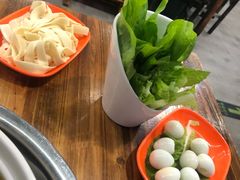 -云南印象昭通天麻火腿鸡(新疆石油花园二期店)