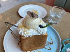 -Dazzling Cafe 蜜糖吐司专卖店