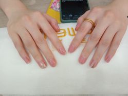 -进巍美甲美睫店