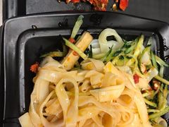 -魏家凉皮(郑州东站店)