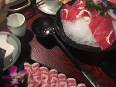 -重庆爽翻天老火锅(临平万达广场店)