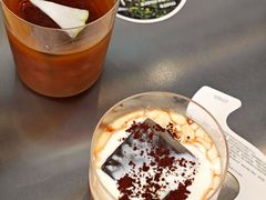 -HUGS coffee(东区店)