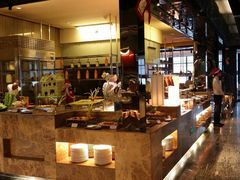 -小天鹅戴斯酒店鲸鲨百汇创作料理