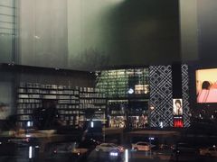 -Apple零售店(新街口店)
