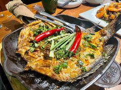 香茅草烤罗非鱼-云海肴·汽锅鸡·云南菜(美罗城店)