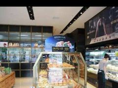 面包甜点陈列柜-仟吉KenGee(大江园店)