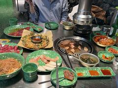 -欧巴炭烤肉오빠숯불구이(南京东路店)
