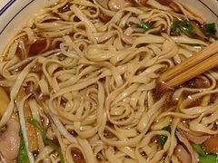 -镇南锅盖面馆(解放路店)