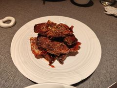 -HOMES上海本帮菜(襄阳公园店)