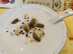 酸奶-海尔巴格新疆餐厅(东来兴店)