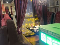 -高第街56号餐厅(美莲广场店)