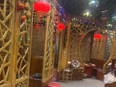 -袁小二大东北铁锅炖(吉祥村总部)