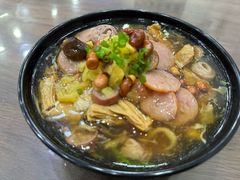 -阿芬卤面(花巷店)