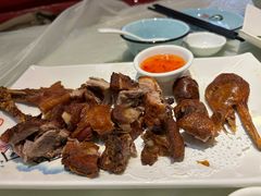 -阿楷·二十年烧烤宵夜·渔家小寨(达明店)