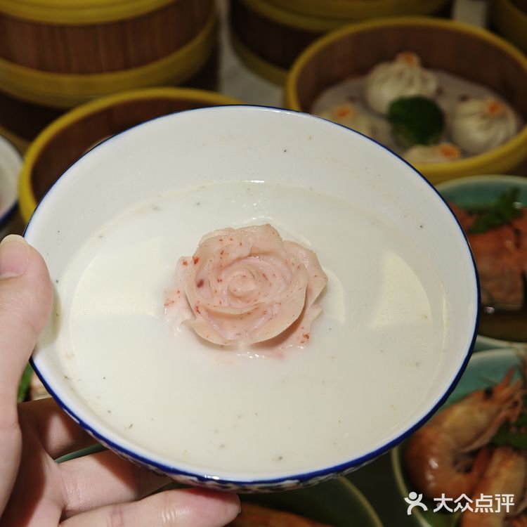 南京西路的黄鱼面，藏着外滩旧梦