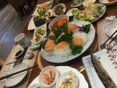 -青瓦餐厅·生鱼片·韩园烤肉(西塔店)