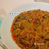 服务：机器人上菜的有点神奇 「口水鸡」